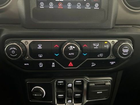 Used 2020 Jeep Wrangler Unlimited Sport S AWD/4WD image 12
