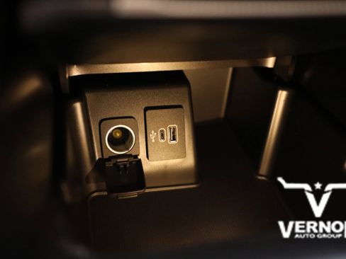 New 2025 Ford Explorer Active image 26