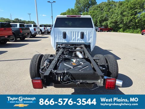 New 2026 Chevrolet Silverado 3500 LT w/ Convenience Package AWD/4WD image 7