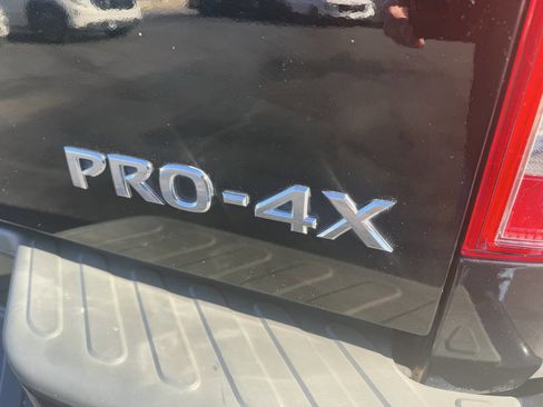 Used 2018 Nissan Frontier PRO-4X w/ Pro-4x Luxury Package image 11