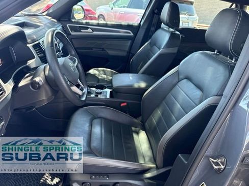 Used 2023 Volkswagen Atlas Cross Sport SEL Premium R-Line AWD/4WD image 25