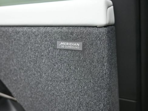 Used 2025 Land Rover Range Rover Sport Autobiography image 25