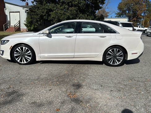 Used 2019 Lincoln MKZ Reserve image 8