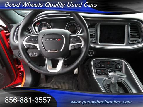Used 2018 Dodge Challenger SXT Plus RWD image 15