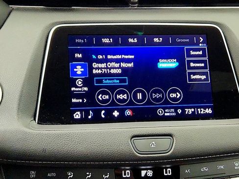 Used 2023 Cadillac XT4 Luxury w/ Cold Weather Package AWD/4WD image 19