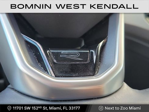 Used 2022 Volkswagen Atlas Cross Sport SEL R-Line image 20