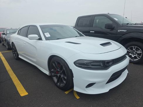 Used 2020 Dodge Charger Scat Pack RWD image 3