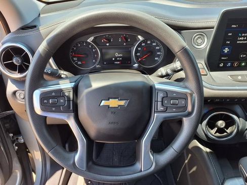 Used 2024 Chevrolet Blazer LT w/ Convenience Package FWD image 14
