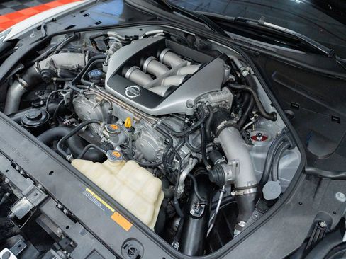 Used 2009 Nissan GT-R Premium AWD/4WD image 56