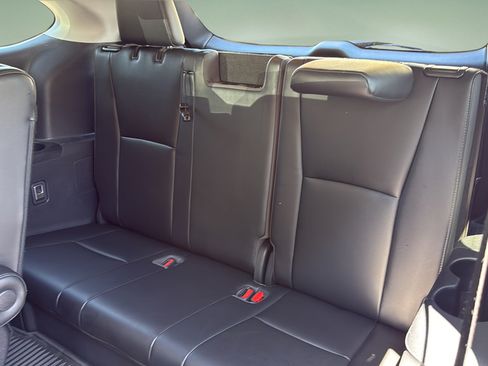 Used 2021 Toyota Highlander Limited AWD/4WD image 18