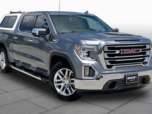 Used 2019 GMC Sierra 1500 SLT RWD image 3