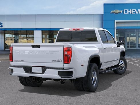 New 2026 Chevrolet Silverado 3500 High Country w/ High Country Premium Package AWD/4WD image 4