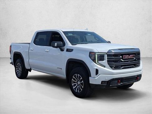 Used 2023 GMC Sierra 1500 AT4 w/ AT4 Preferred Package AWD/4WD image 3
