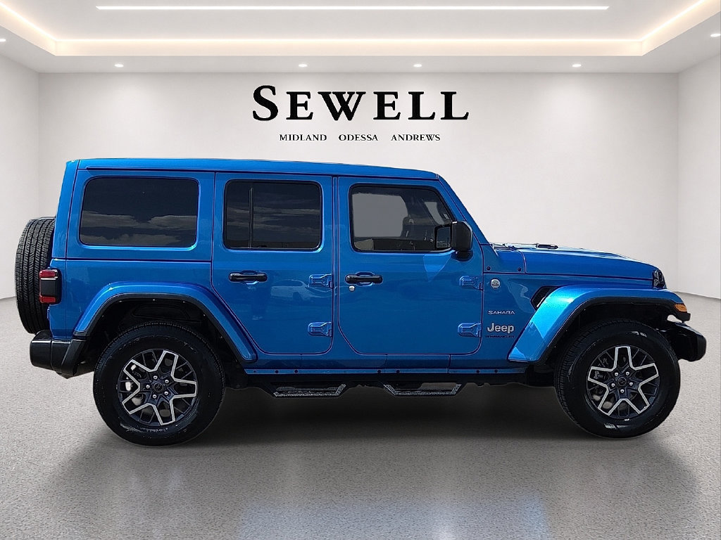 Used 2024 Jeep Wrangler Unlimited Sahara AWD/4WD image 5