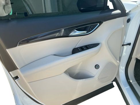 Used 2023 Buick Envision Preferred AWD/4WD image 23