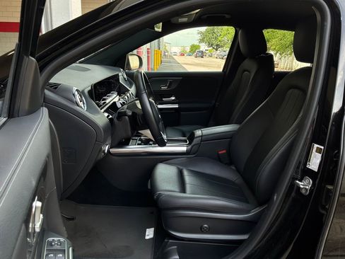 Used 2025 Mercedes-Benz GLA 250 image 10