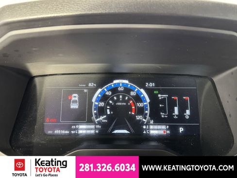 Used 2024 Toyota Tundra Limited AWD/4WD image 23