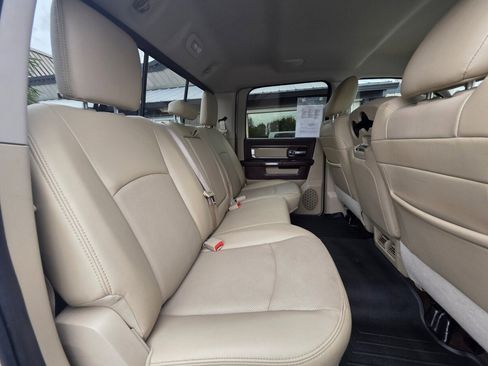 Used 2016 RAM 2500 Laramie w/ Convenience Group image 11