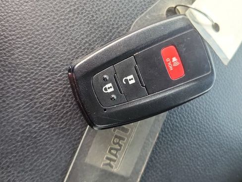 Used 2025 Toyota RAV4 Woodland Edition AWD/4WD image 35