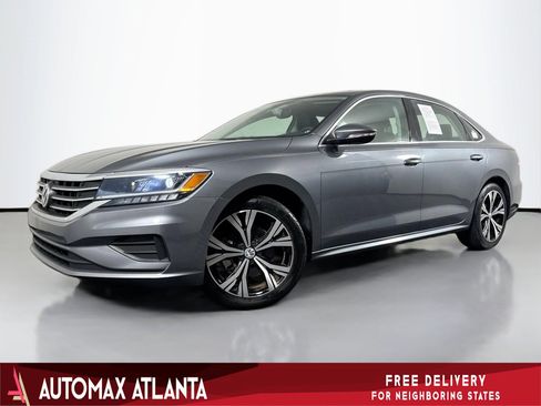 Used 2022 Volkswagen Passat 2.0T SE image 1