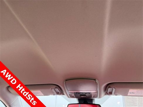 Used 2023 Toyota Camry XSE image 15