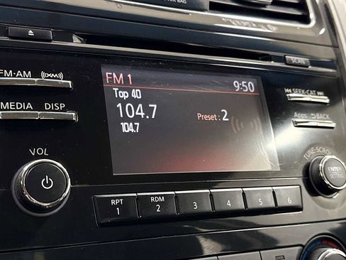 Used 2015 Nissan Altima 2.5 S w/ Power Driver Seat Package image 18