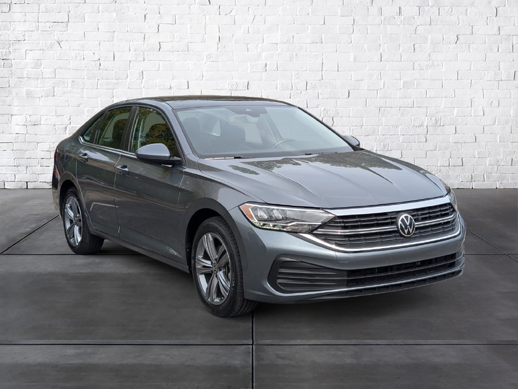 Used 2024 Volkswagen Jetta SE FWD image 1