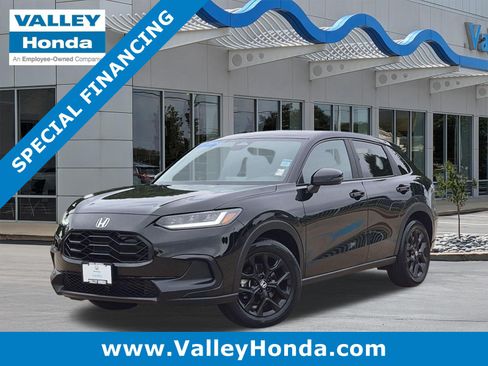 Certified 2025 Honda HR-V Sport image 1