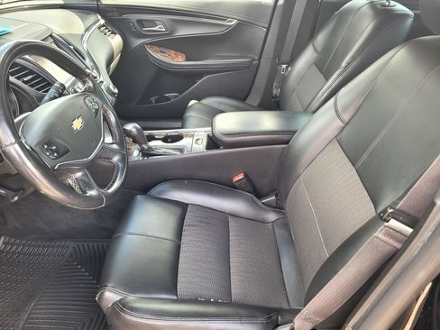 Used 2015 Chevrolet Impala LT w/ Convenience Package FWD image 14