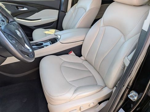 Used 2020 Buick Envision Essence FWD image 22