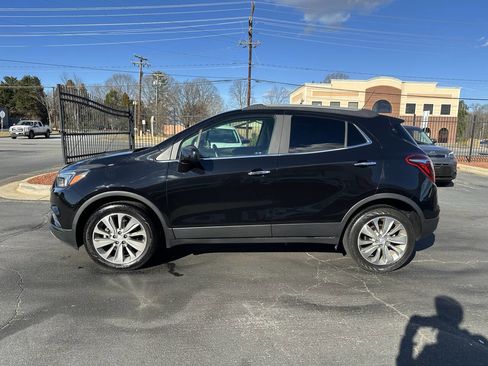Used 2020 Buick Encore Preferred w/ Safety Package image 8