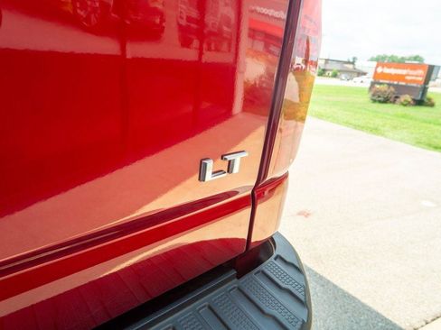 Used 2021 Chevrolet Silverado 2500 LT w/ Texas Edition AWD/4WD image 13