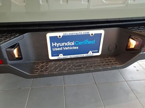 Certified 2025 Hyundai Santa Cruz SEL image 18