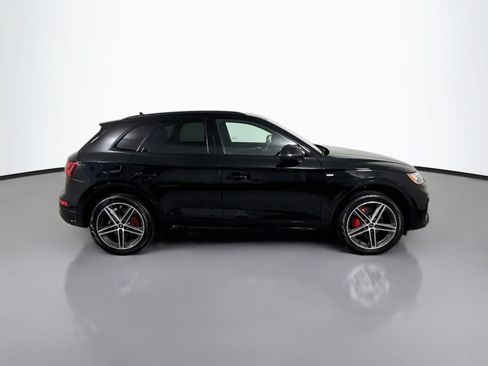 Certified 2024 Audi Q5 e Premium Plus AWD/4WD image 8