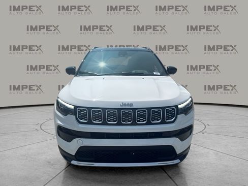 Used 2025 Jeep Compass Limited w/ Elite Group AWD/4WD image 12