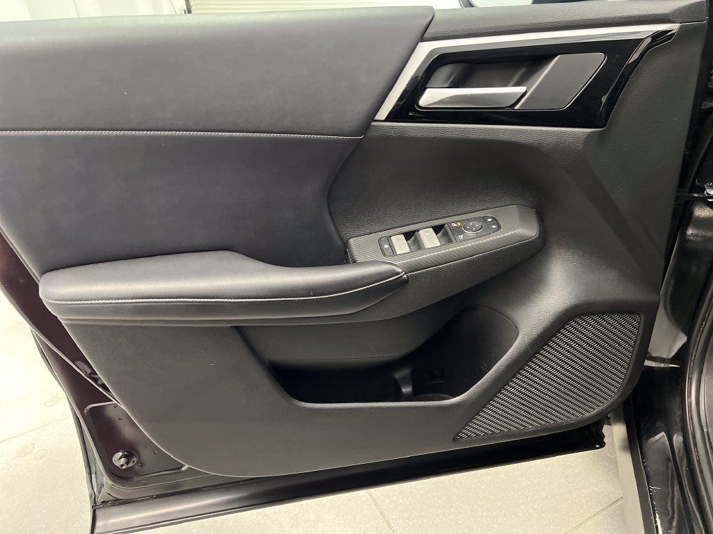 Used 2022 Mitsubishi Outlander SE FWD image 14