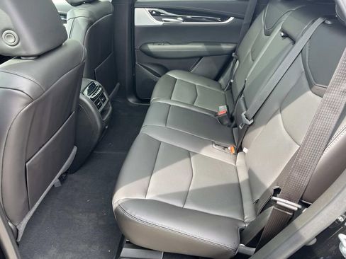 New 2025 Cadillac XT5 Premium Luxury image 17