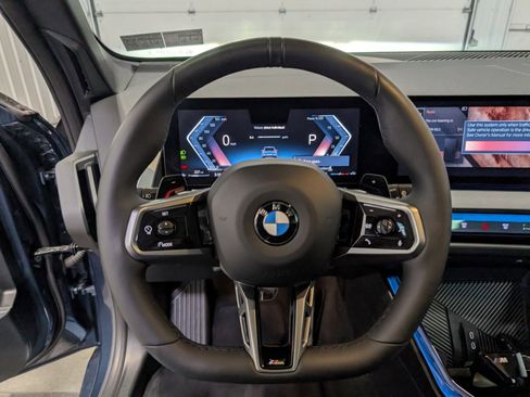 Used 2025 BMW X3 xDrive30i w/ M Sport Package image 16