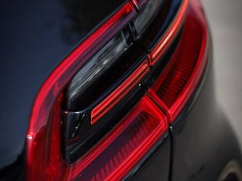 Used 2015 Porsche Macan S AWD/4WD image 23