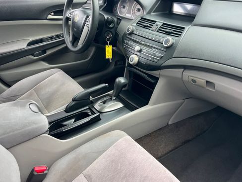 Used 2009 Honda Accord LX image 17