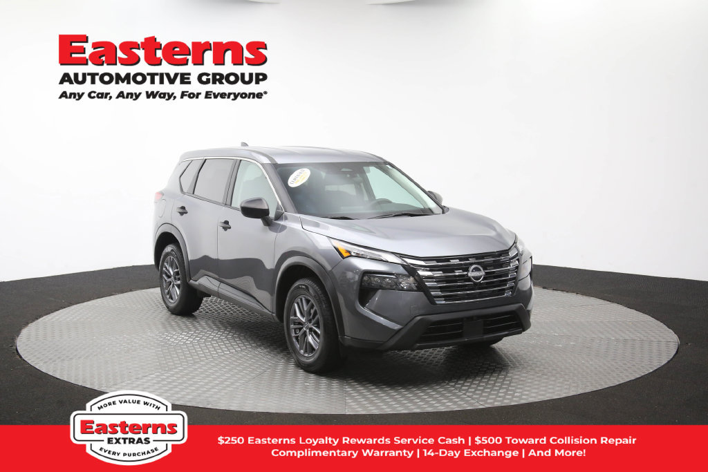Used 2024 Nissan Rogue S AWD/4WD image 49