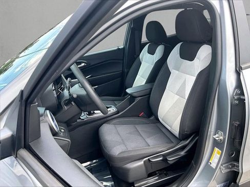 Used 2024 Chevrolet Trax LS w/ Driver Confidence Package FWD image 26