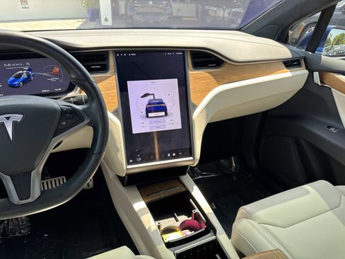 Used 2019 Tesla Model X P100D AWD/4WD image 9