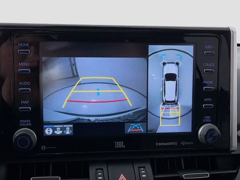 Used 2020 Toyota RAV4 Limited image 15