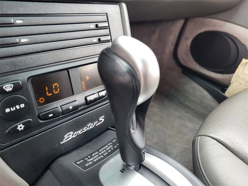 Used 2002 Porsche Boxster S image 13