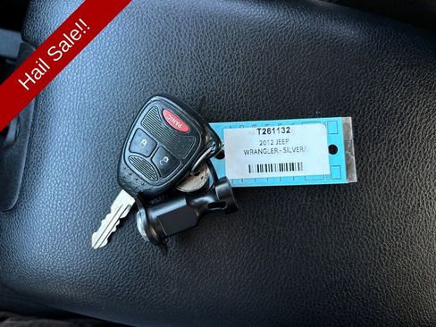 Used 2012 Jeep Wrangler Rubicon w/ PWR Convenience Group image 28