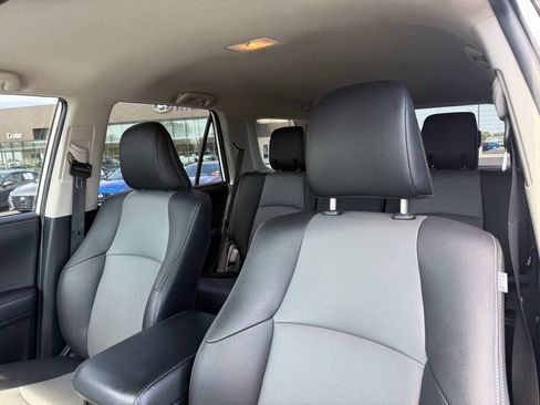 Used 2020 Toyota 4Runner SR5 Premium AWD/4WD image 22