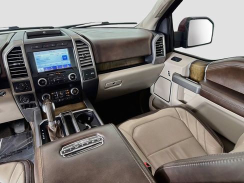 Used 2019 Ford F150 Limited AWD/4WD image 31