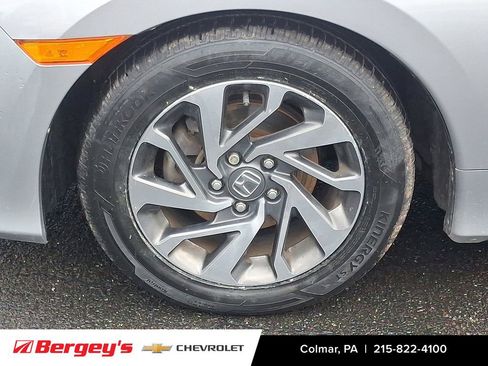 Used 2016 Honda Civic EX image 9