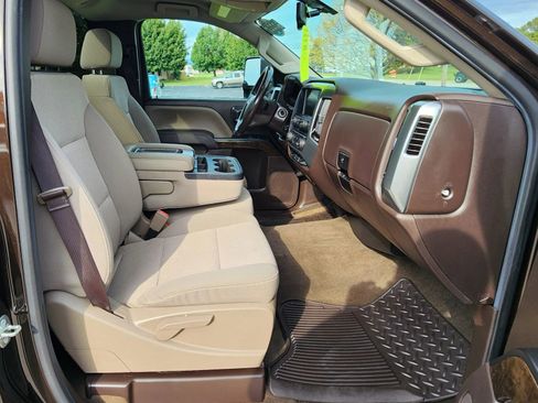 Used 2018 Chevrolet Silverado 3500 LT w/ LT Convenience Package image 19